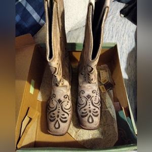 Womens square toe cowboy boots